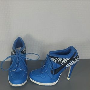 Nike heels! Dew the Dunk lace up size 8.5 great condition